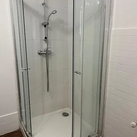 3 Pieces 2 Centre Apartment *